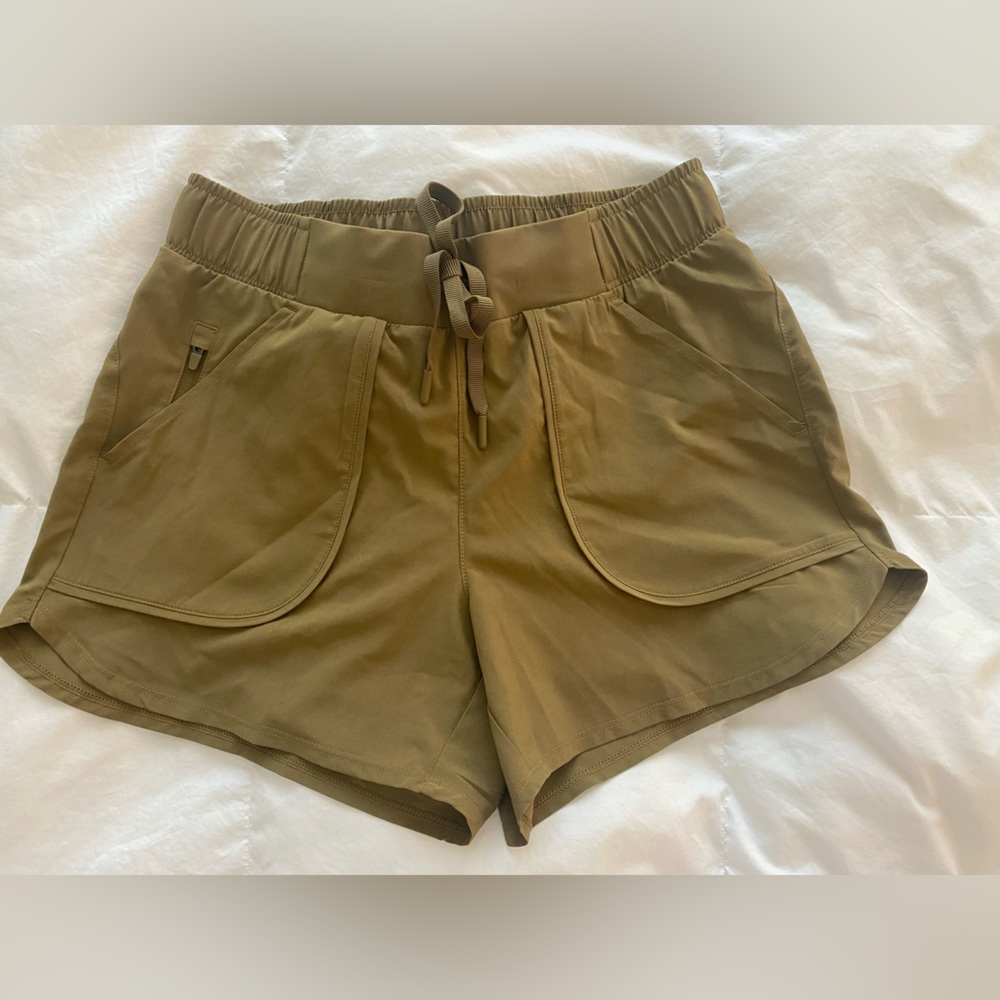 Target tan shorts